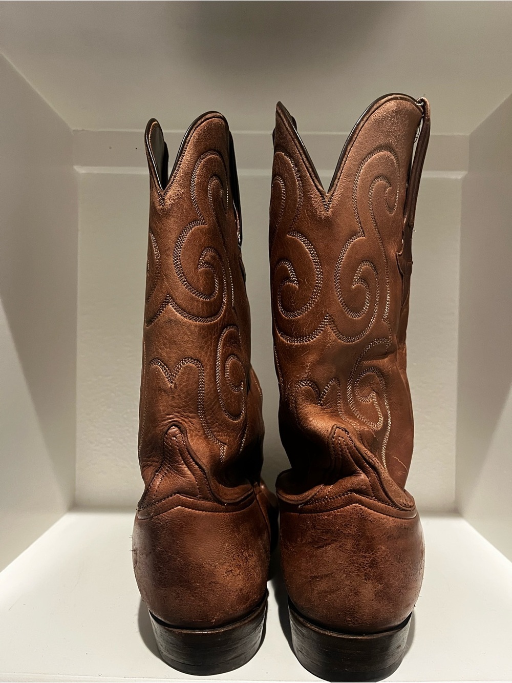 Vintage Brown Leather Oil Calf Lucchese Men’s Boots- 9 - Picture 4 of 8